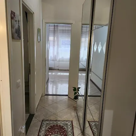 Apartment Housenovoliflorence *