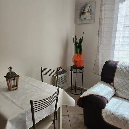 شقة Housenovoliflorence