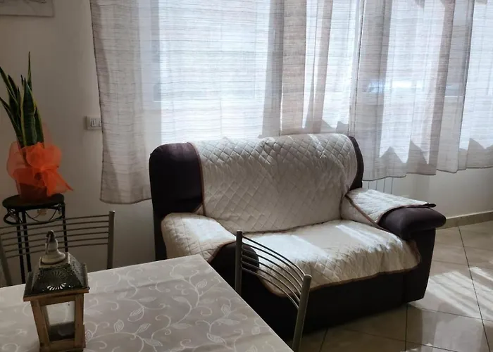 Housenovoliflorence Апартаменты *